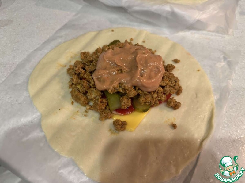 Закрытый бургер в лепешке роти