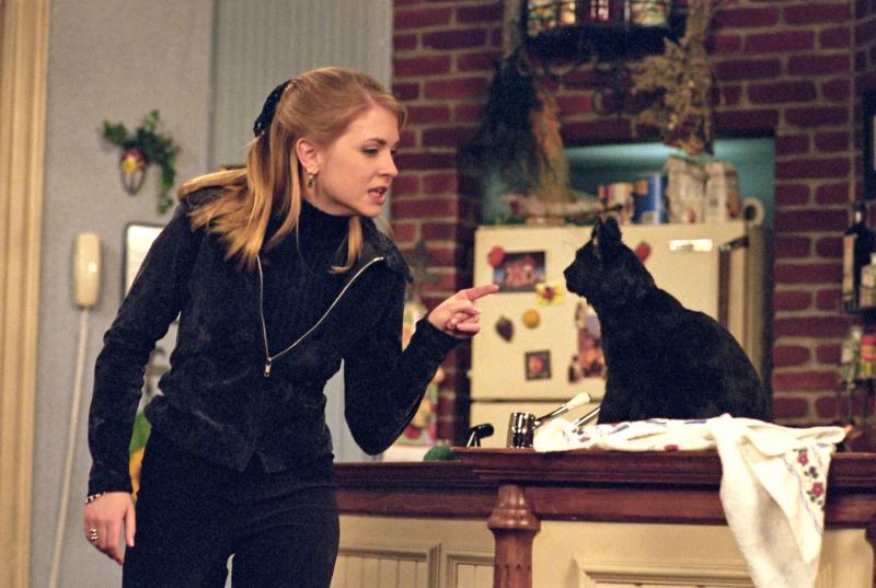 О них помнят не все: ностальгические сериалы 90-00-х годов, которые вернут в прошлое