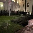 В Грузии на фоне выборов протестующие штурмуют президентский дворец | ФОТО | ВИДЕО