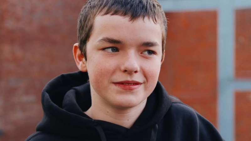 15-летний британский актер сериала "Юношество" стал самым молодым лауреатом Эмми в истории