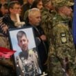 В Киеве попрощались с военным и активистом Павлом Петриченко