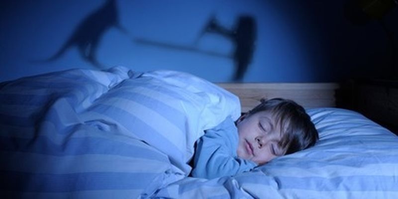 Забудьте все, что вам говорили: развеиваем мифы о детском сне