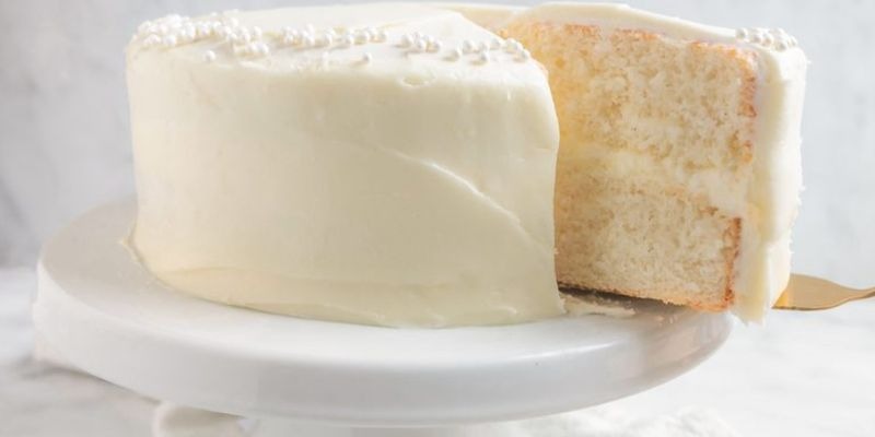 Белый торт: как приготовить нежный ванильный десерт