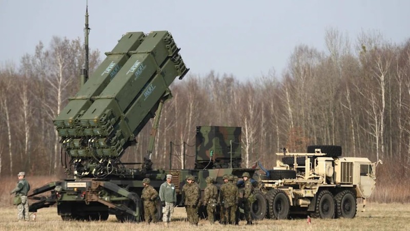 BILD: НАТО обсуждает возможность взять под защиту небо над западом Украины