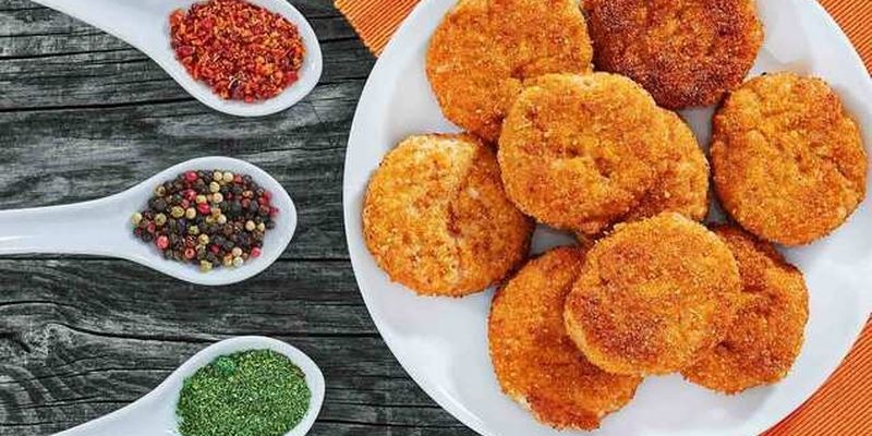 Из чего приготовить вкусные котлеты без мяса: получатся полезными и нежирными