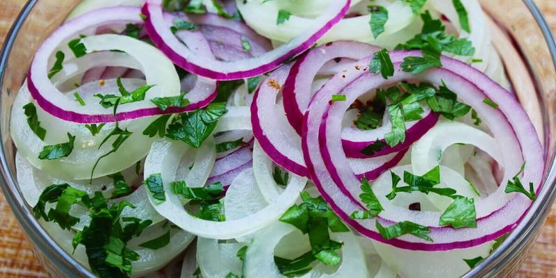 Подайте это с шашлыком — и все забудут о мясе: оригинальный рецепт гарнира, который работает в 100%