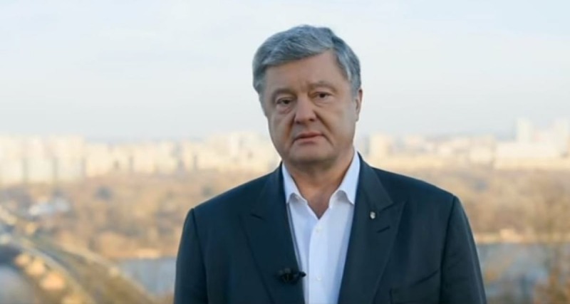 Порошенко: Германия должна прекратить финансировать мужчин из Украины