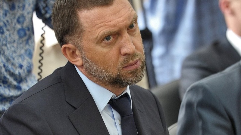 Reuters: Австрийский Raiffeisen отказался от сделки с российским олигархом после давления