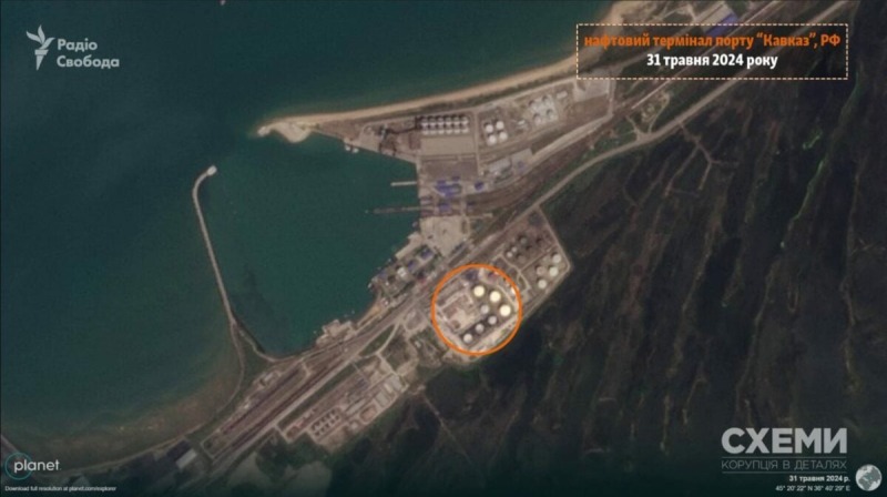 ВСУ атаковали порт «Кавказ». Появились спутниковые снимки поврежденной нефтебазы