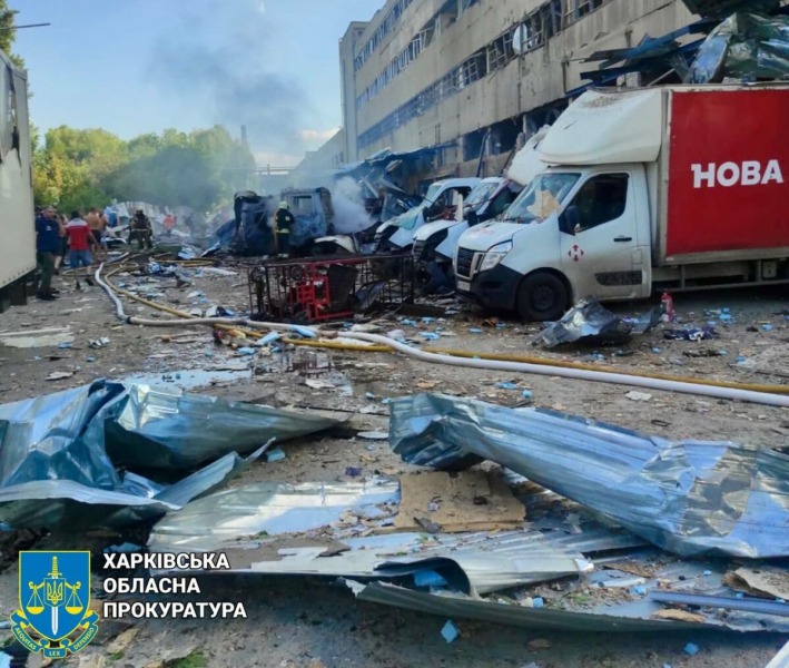 Авиабомба попала в терминал «Новой почты» в Харькове | ФОТО | ВИДЕО