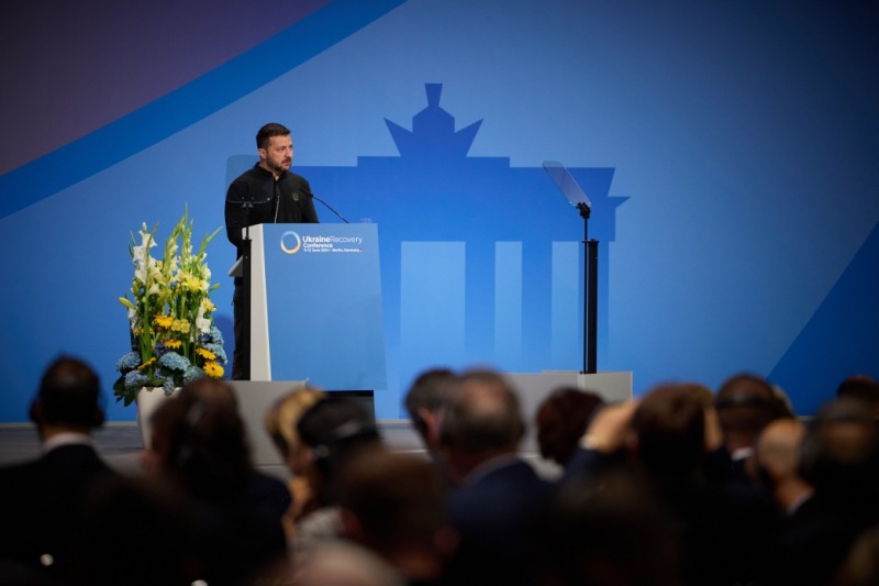 Немецкие ультраправые назвали Зеленского «нелегитимным» президентом