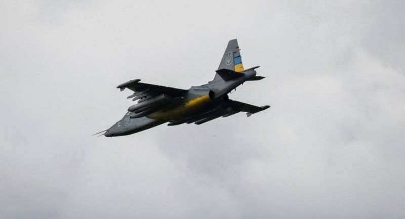 Украинские Су-25 адаптировали под высокоточные французские авиабомбы, но есть нюанс
