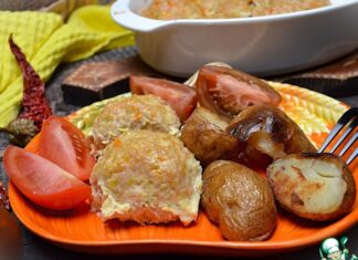 Биточки из индейки с овощами