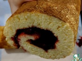 Сладкий рулет с джемом