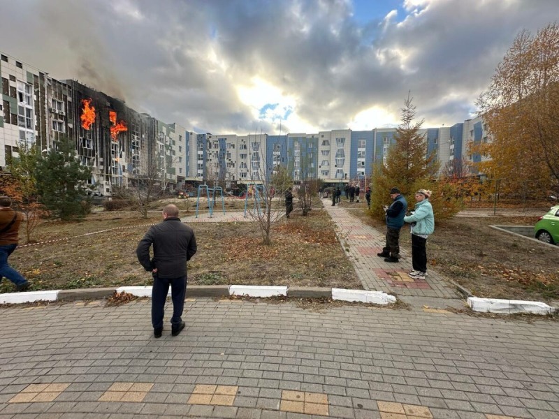 СМИ: Жилой дом в Белгороде 5 ноября был атакован российским «Шахедом» | ВИДЕО