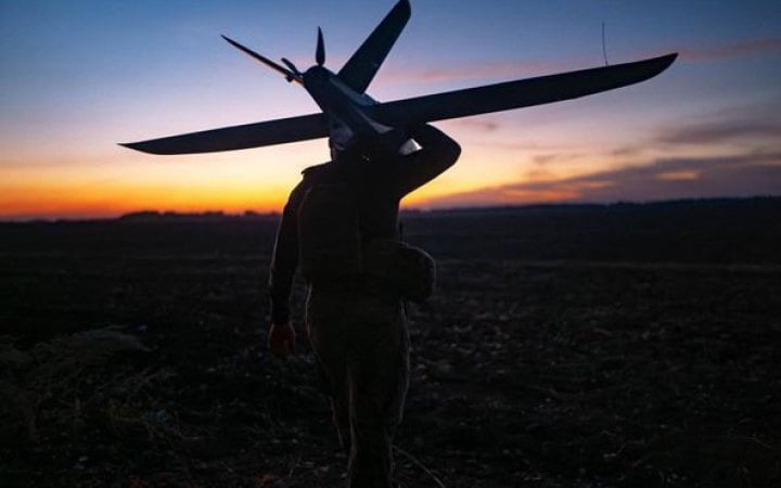 БПЛА попал в промышленный объект в Казани. В ЦПД говорят, там «хребет» российского ВПК