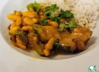 Карри из цуккини и белой фасоли