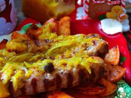 Купаты из индейки с апельсиново-мандариновым соусом