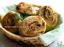 Томатно-чесночные слоеные булочки