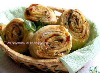 Томатно-чесночные слоеные булочки