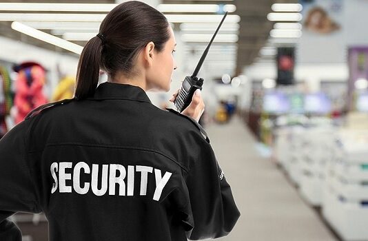 Безопасность магазина: эффективные методы защиты от краж и угроз