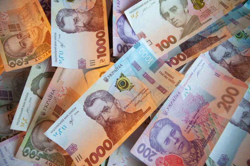 Южанина: Минфин готовит закон для налогообложения онлайн-продавцов с первой гривны дохода