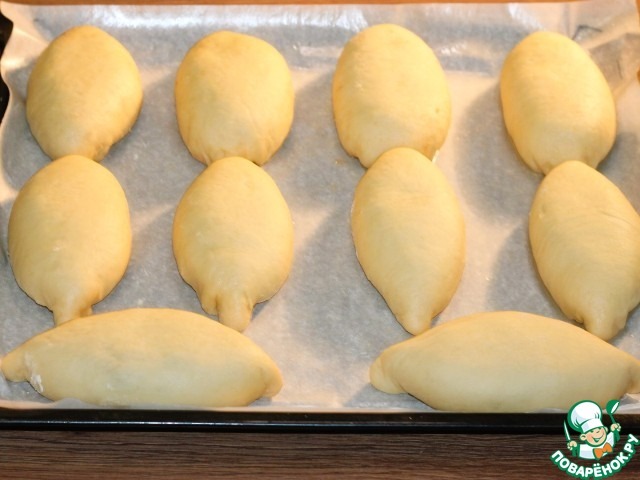 Пирожки с яблочной начинкой