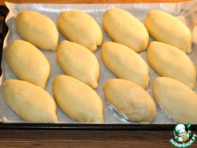 Пирожки с яблочной начинкой