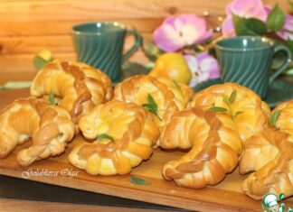 Плетеные булочки на молоке с начинкой