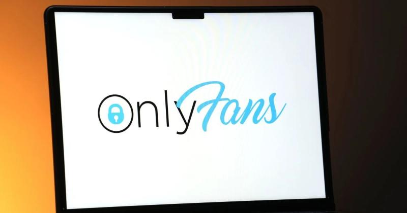 Стало известно, сколько денег заработали украинские модели на OnlyFans