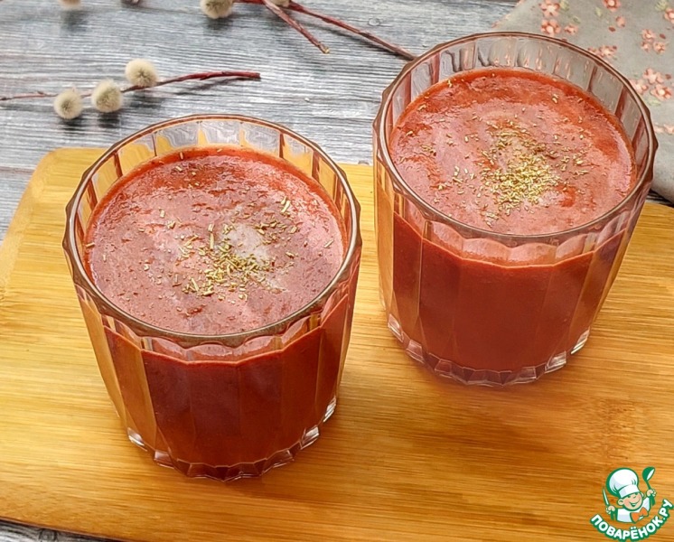 Свекольный смузи с яблоком и черносливом