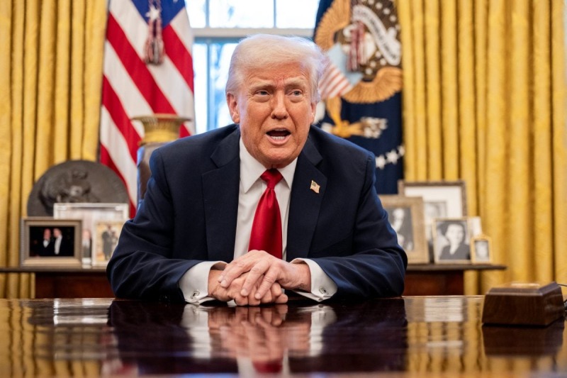 Трамп насмехается над канадцами в день их выборов, призывая стать «любимым 51-м» штатом США