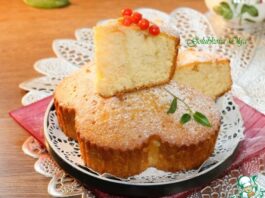 Ванильный кекс с малиновой пропиткой