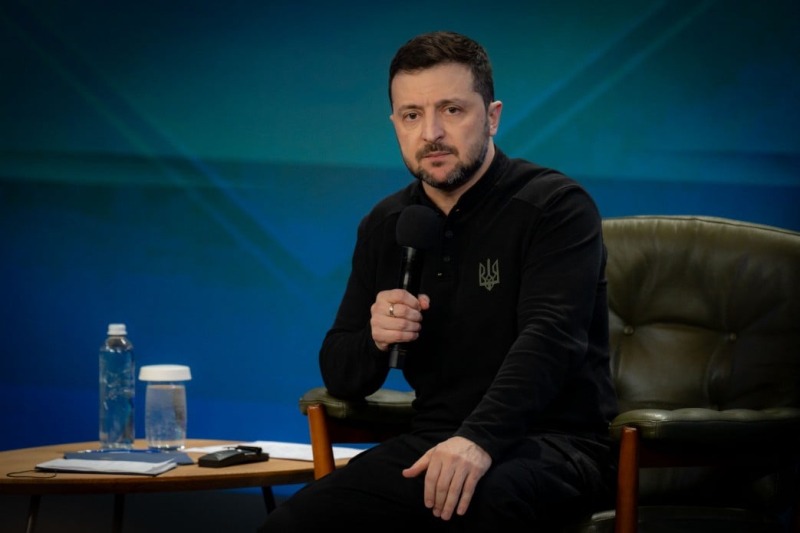 Зеленский: Украина не признает юридически оккупацию Крыма