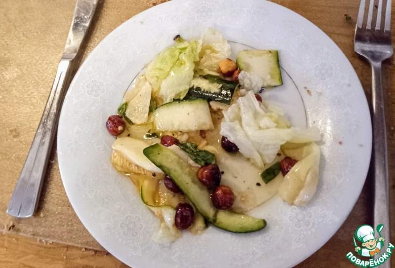 Цуккини с фундуком, мятой и пармезаном
