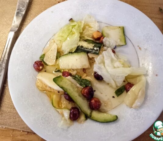 Цуккини с фундуком, мятой и пармезаном