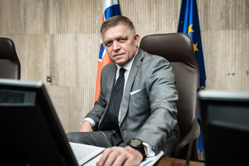 Канцлер Германии пригрозил Словакии в случае дальнейшего отступления от политики ЕС