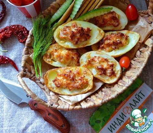 Картофельные лодочки с индейкой и сулугуни