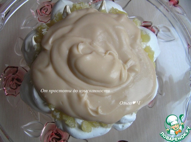 Кокосовый торт-безе с ананасами
