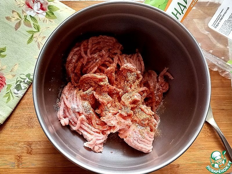 Котлеты-гриль с молодой капустой