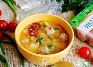 Кулеш с купатами и вялеными томатами