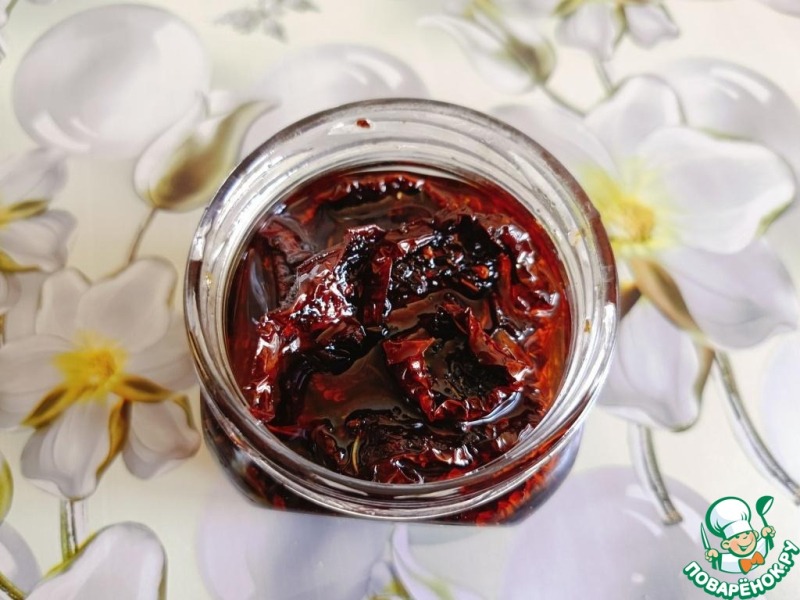 Кулеш с купатами и вялеными томатами