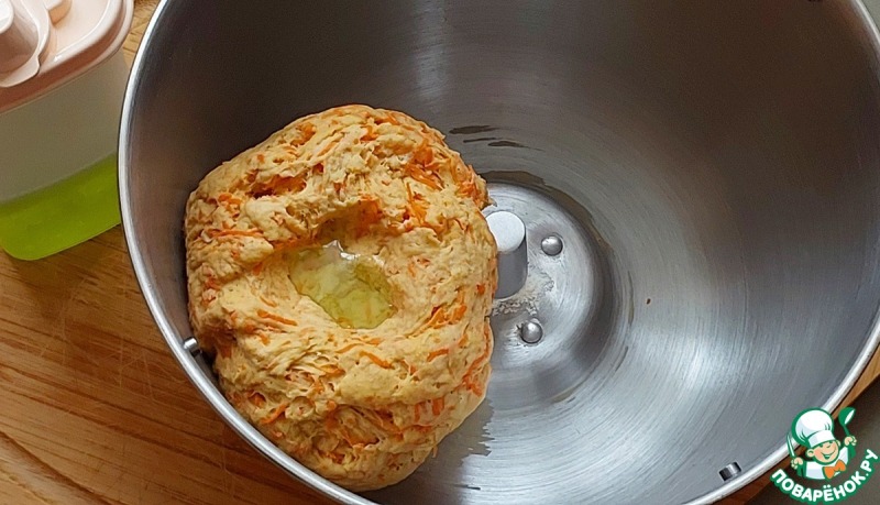 Морковные пироги с индейкой