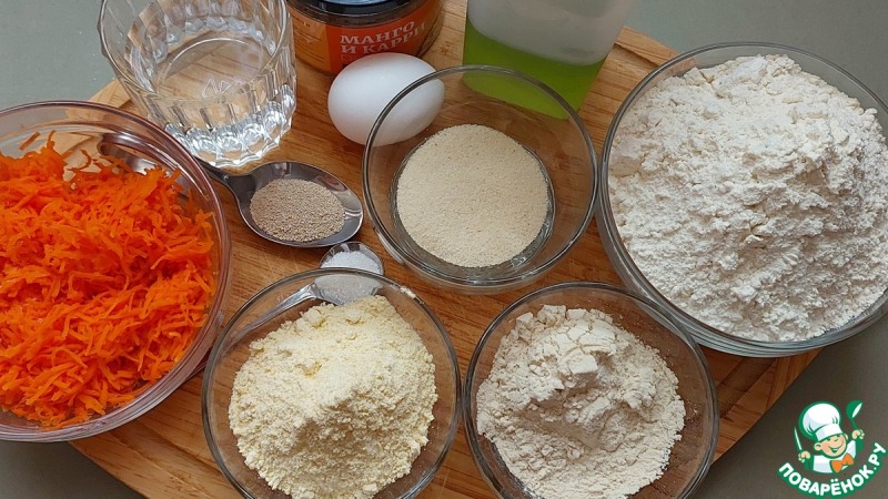 Морковные пироги с индейкой