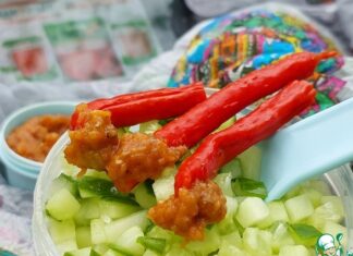 Перечный соус с колбасками «Пикник интроверта»