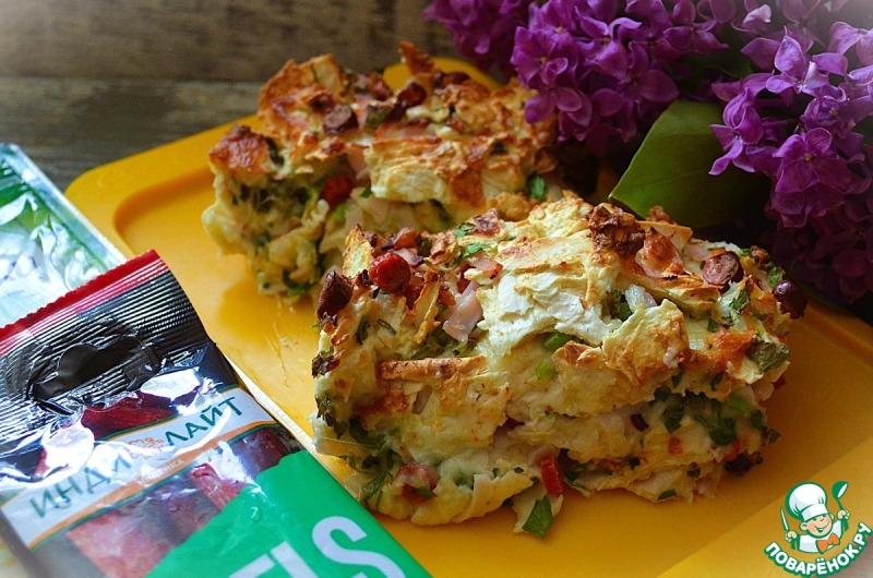 Пирог из лаваша с ветчиной и колбасками