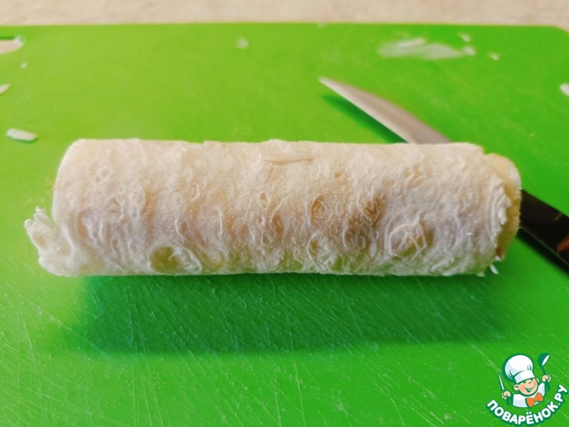 Пятачки из лаваша с сосисками