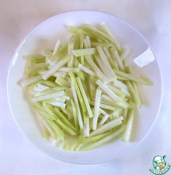 Салат из кольраби и феты