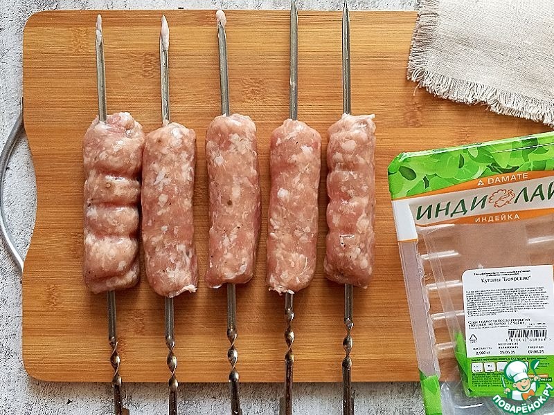 Салат с молодой капустой и редисом