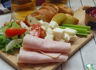 Салатная тарелка с ветчиной